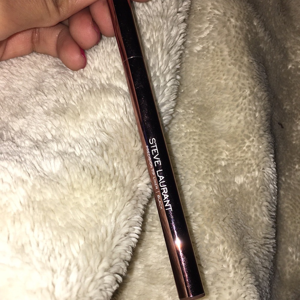 Steve Laurent Liquid Eyeliner!